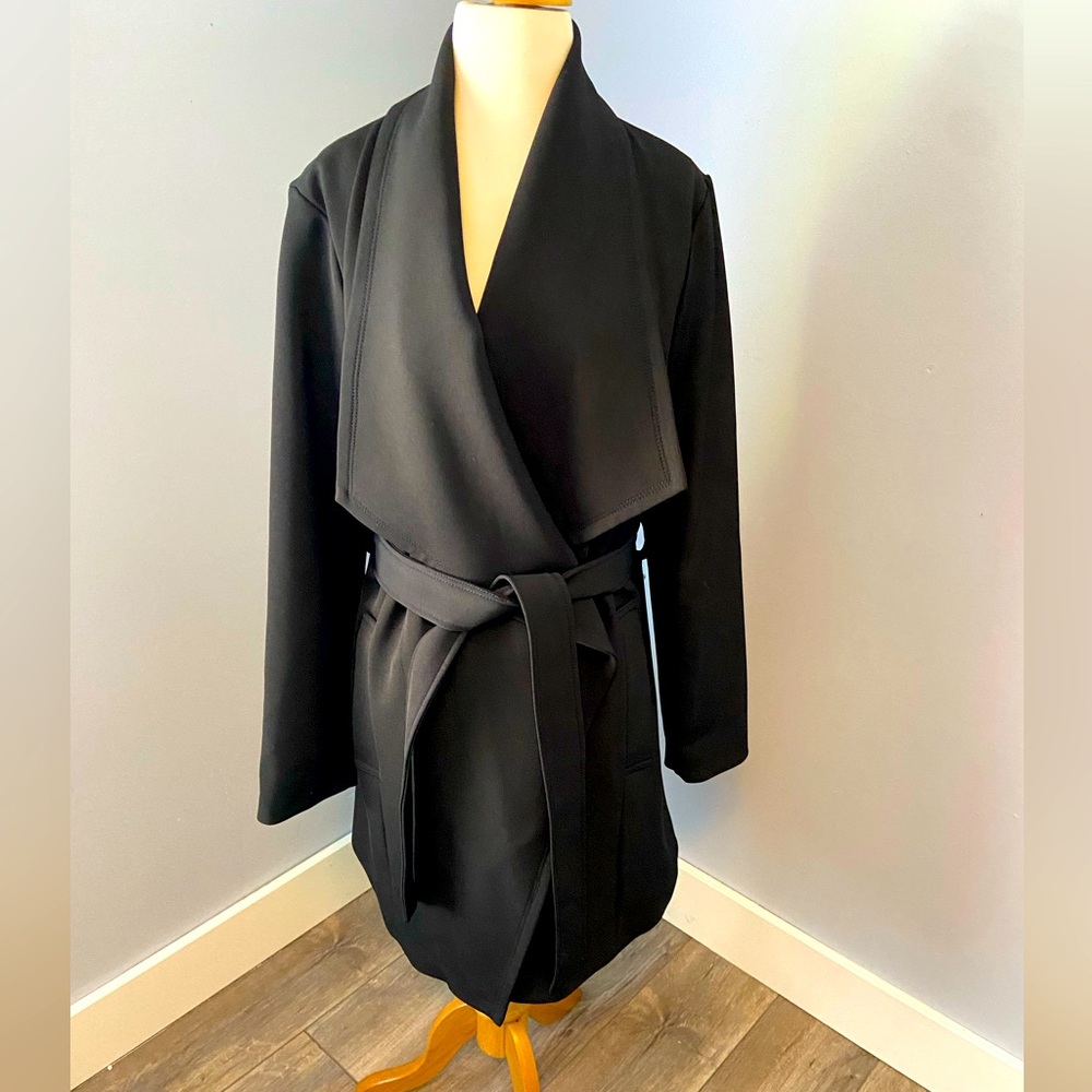 T Tahari Black wrap coat XL